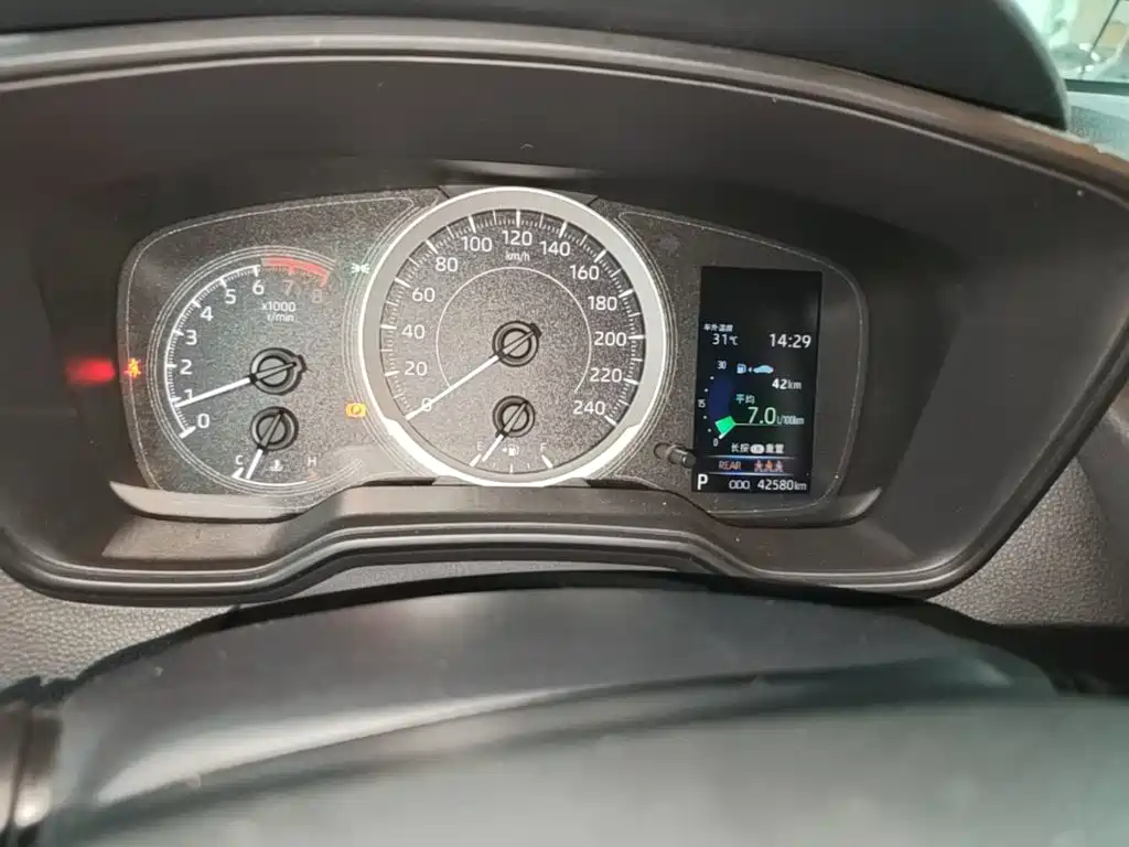 Toyota Corolla — миниатюра 12