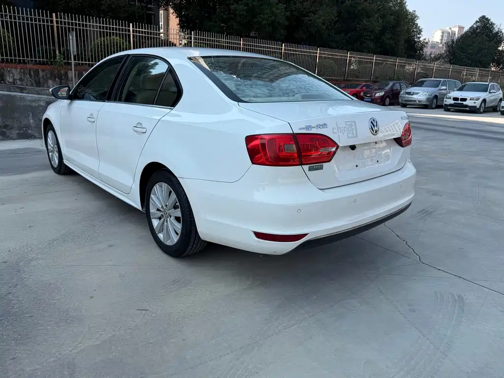 Volkswagen Sagitar — миниатюра 10