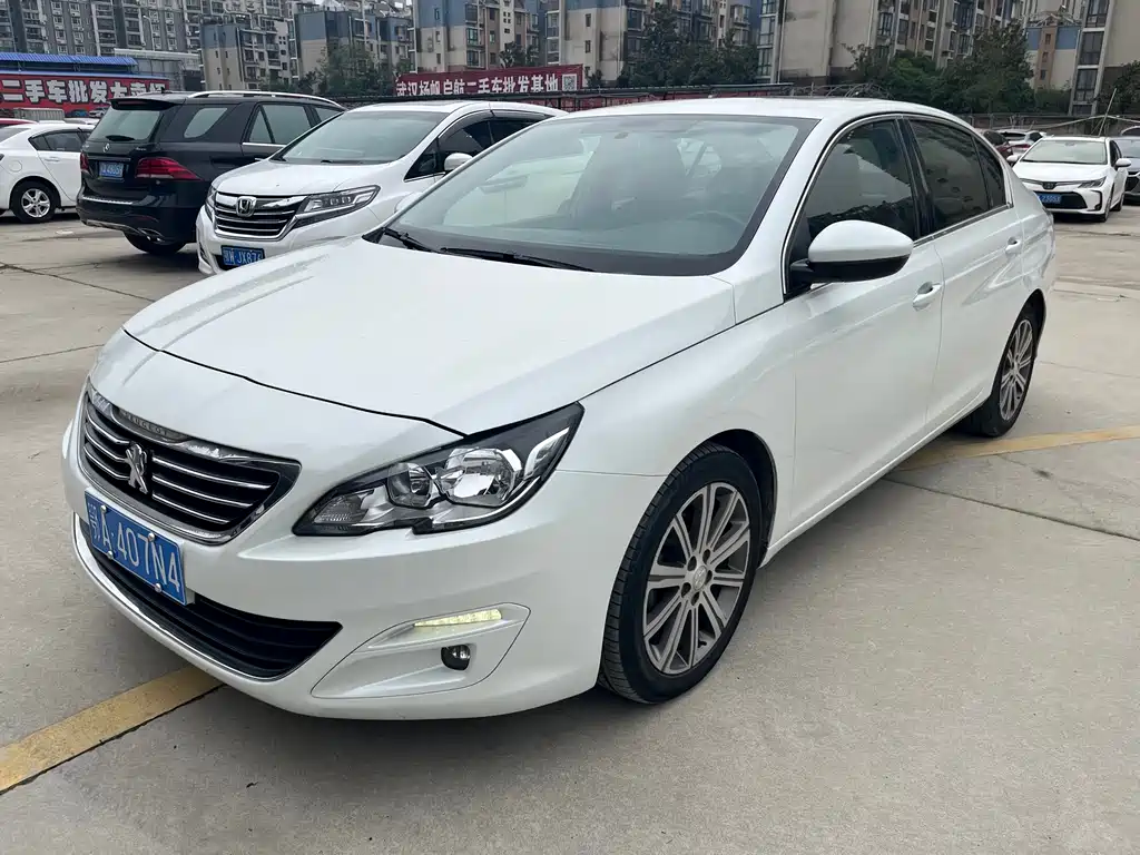 Peugeot 408 2015