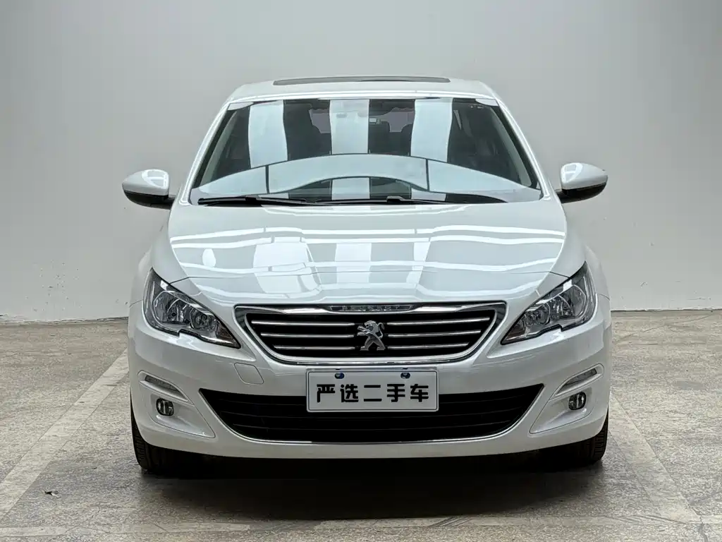 PEUGEOT 408