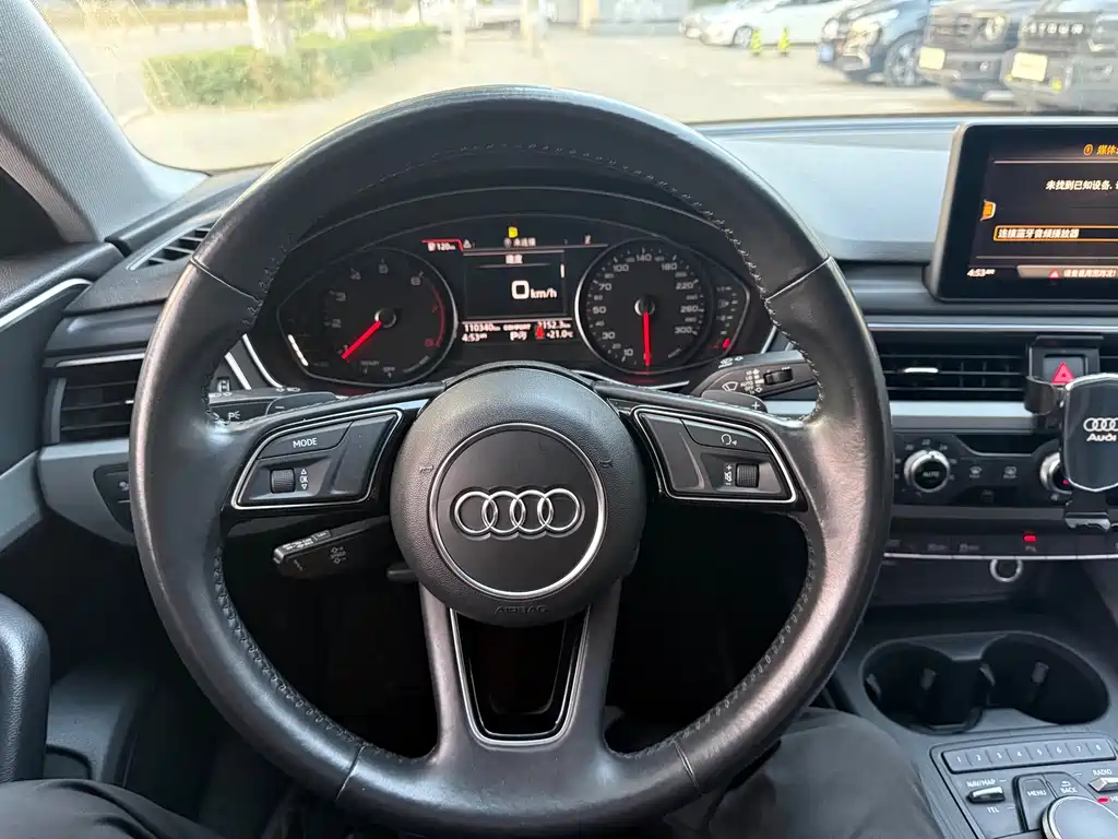 Audi A4L — миниатюра 12
