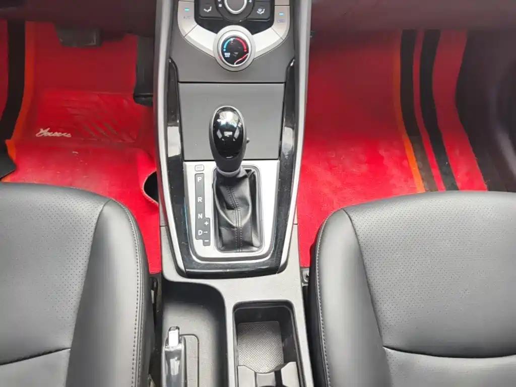 Hyundai Elantra Langdong — миниатюра 14