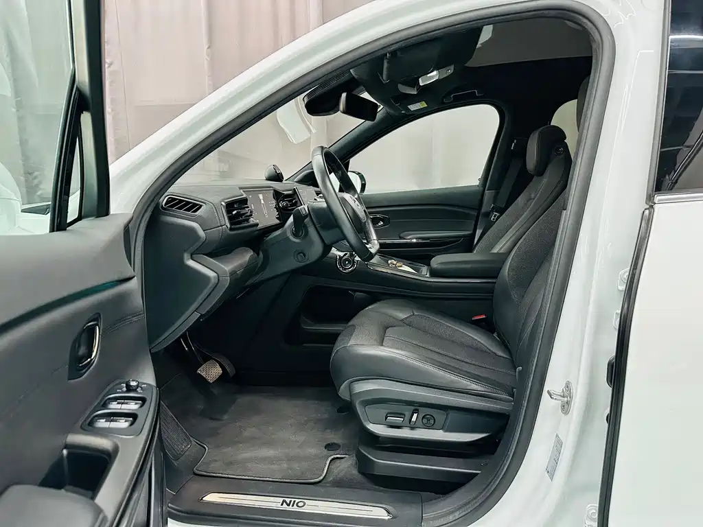 NIO EC6 — миниатюра 9