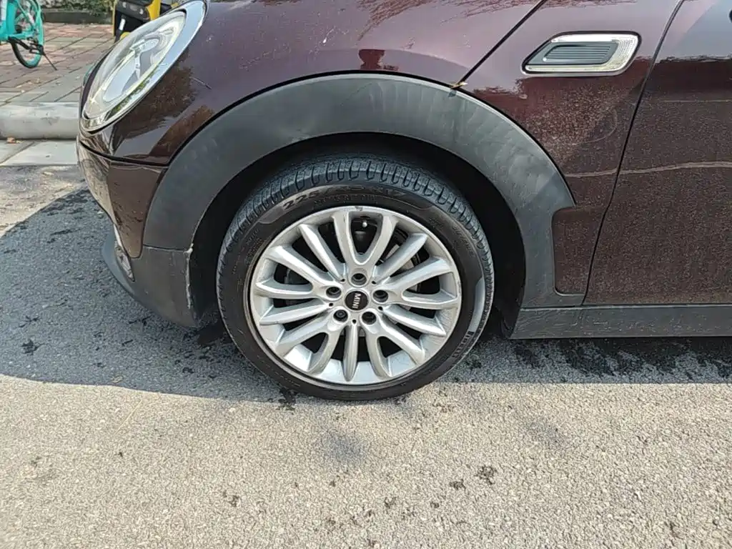 MINI Mini Clubman — миниатюра 23