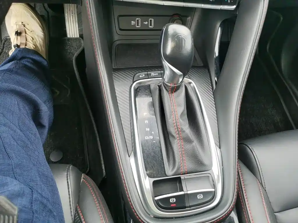 MG ZS — миниатюра 14