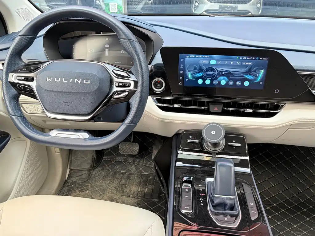 Wuling Victory — миниатюра 6