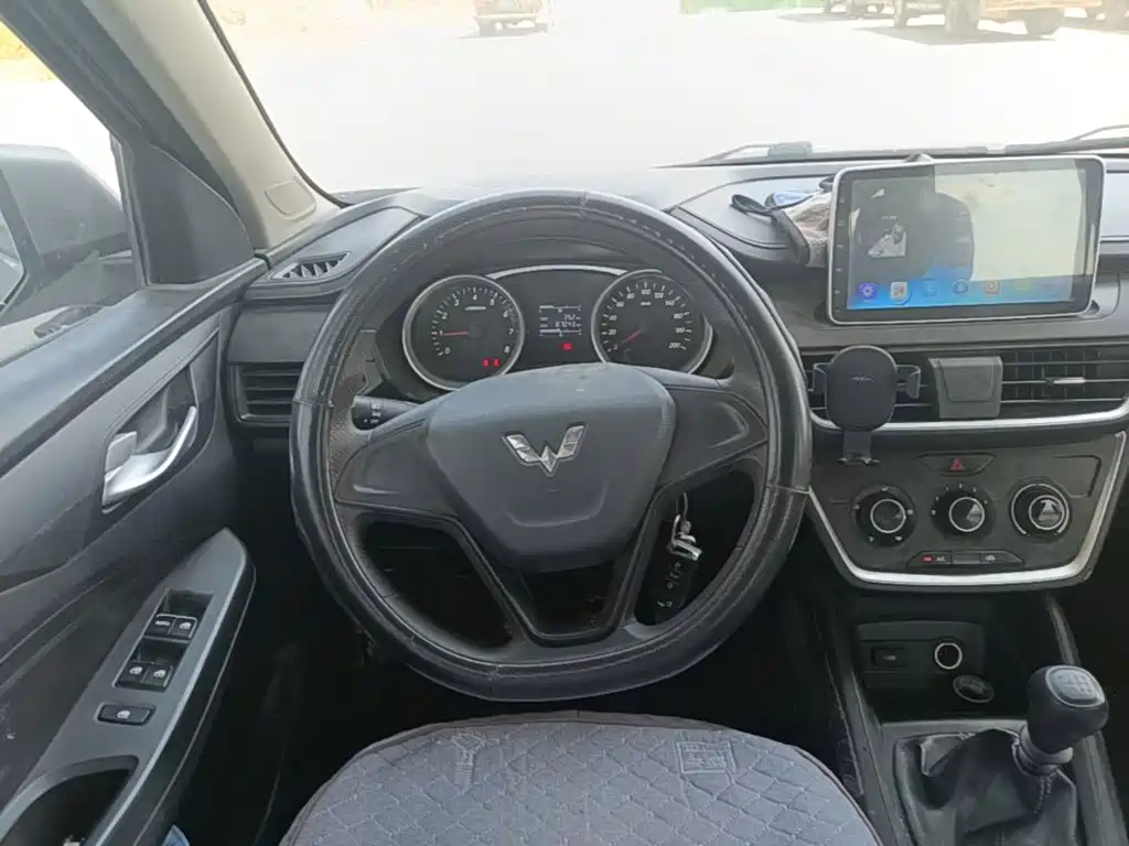 Wuling Hongguang S3 — миниатюра 11