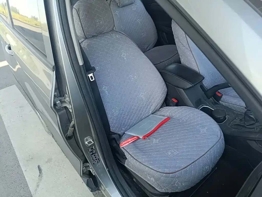 Wuling Hongguang S3 — миниатюра 25