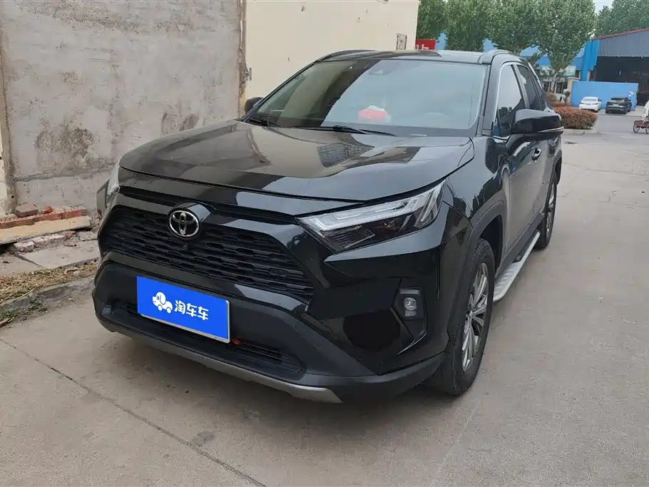 Toyota RAV4 2024