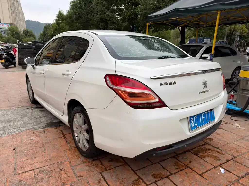 Peugeot 308 — миниатюра 6