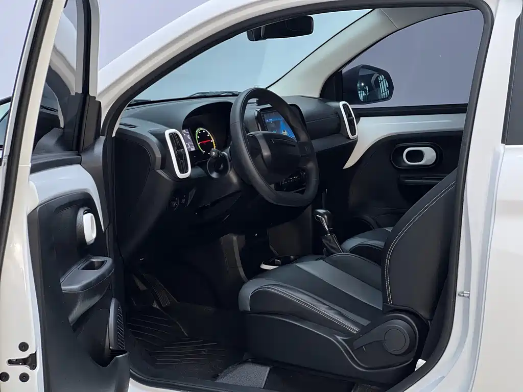 Roewe Clever — миниатюра 6