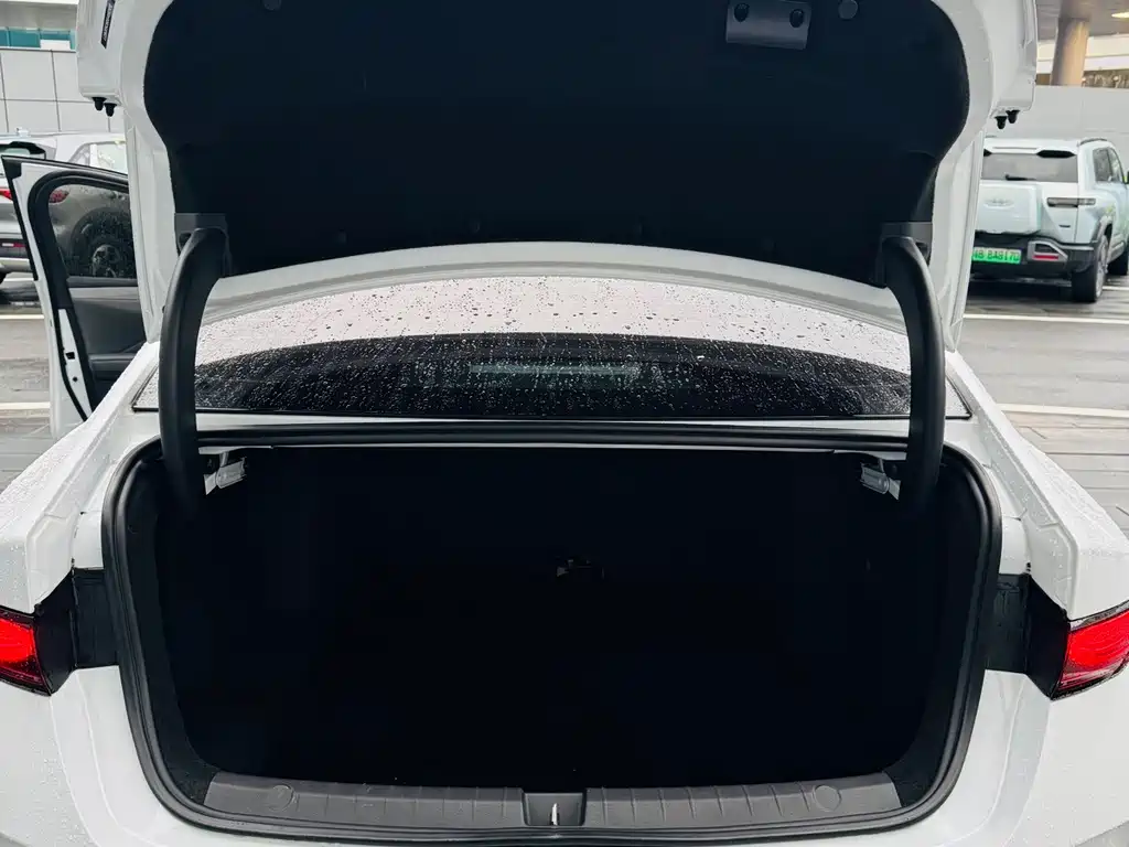 BYD Qin PLUS — миниатюра 15