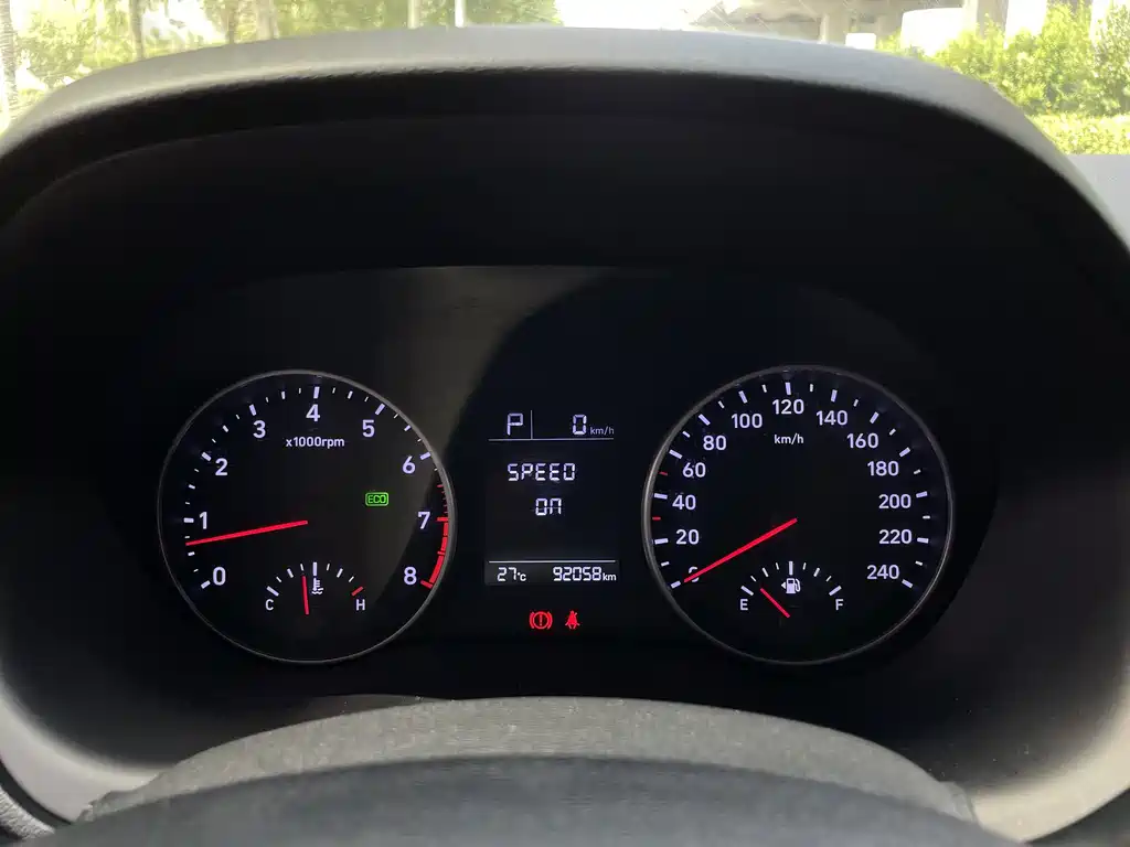 Hyundai Elantra — миниатюра 15