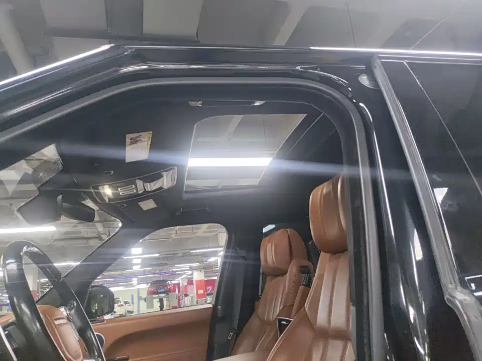 Land Rover Range Rover — миниатюра 12