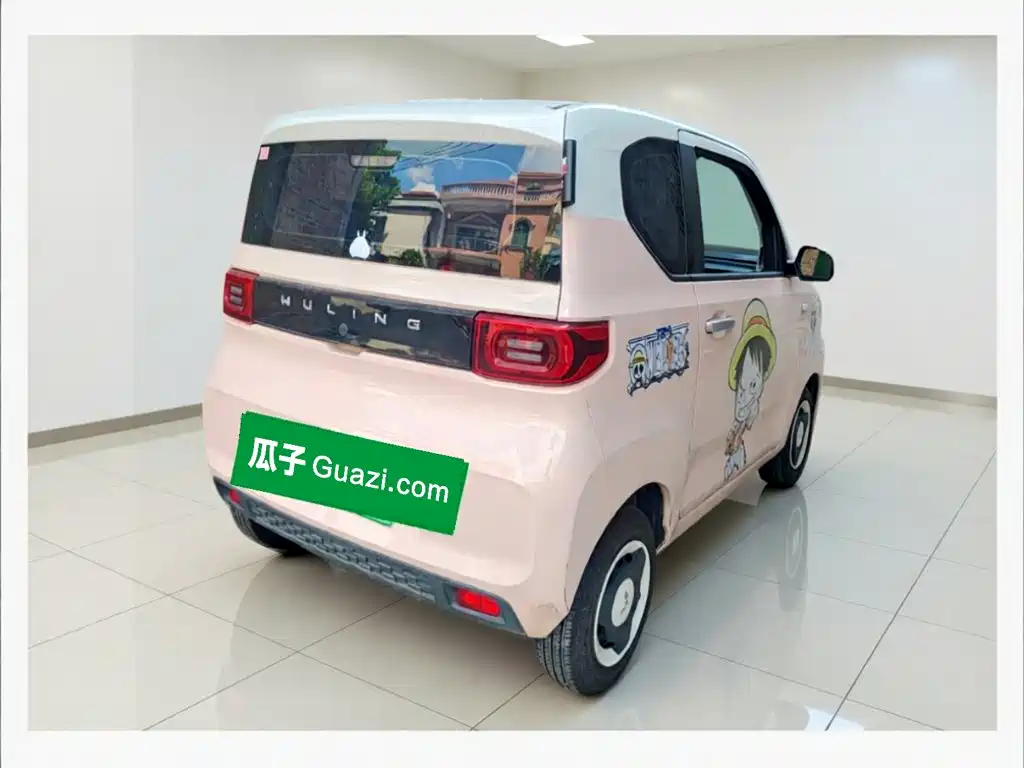 Wuling MINIEV — миниатюра 4