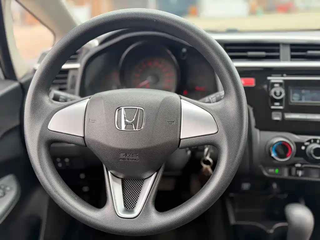 Honda Fit — миниатюра 11