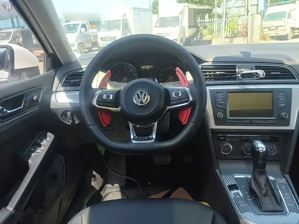 Volkswagen Lamando — миниатюра 11