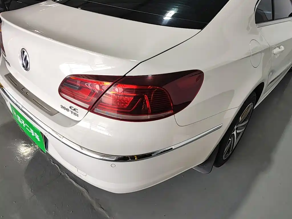 Volkswagen CC — миниатюра 8