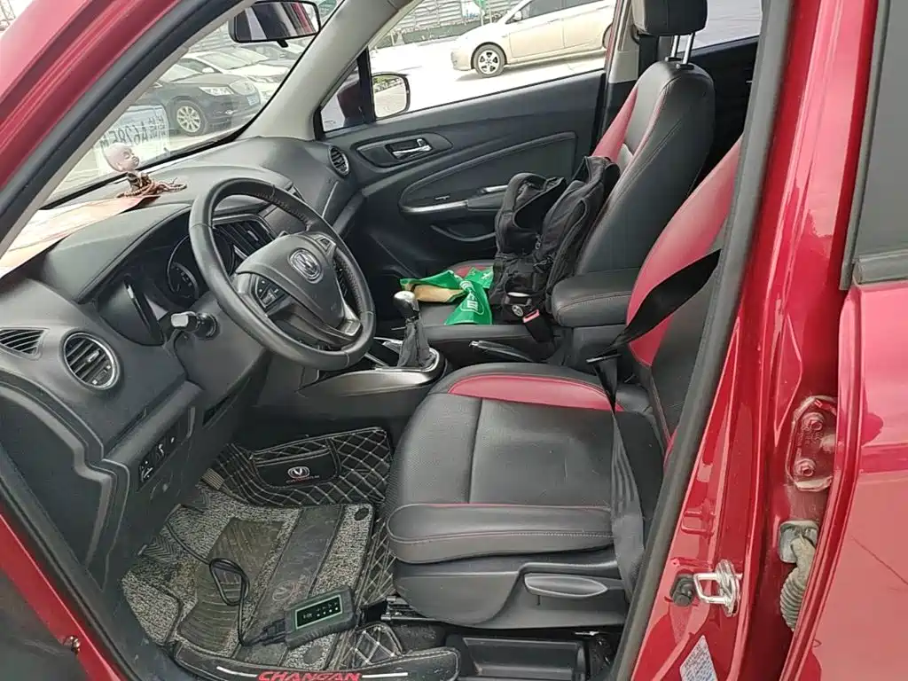 Changan CS15 — миниатюра 15