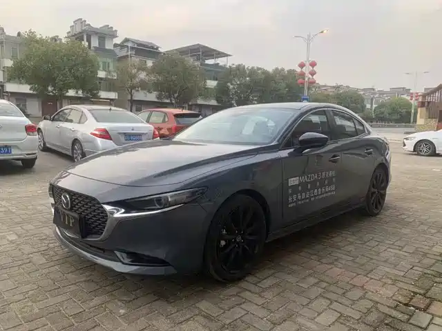 MAZDA 3 ANGKESAILA