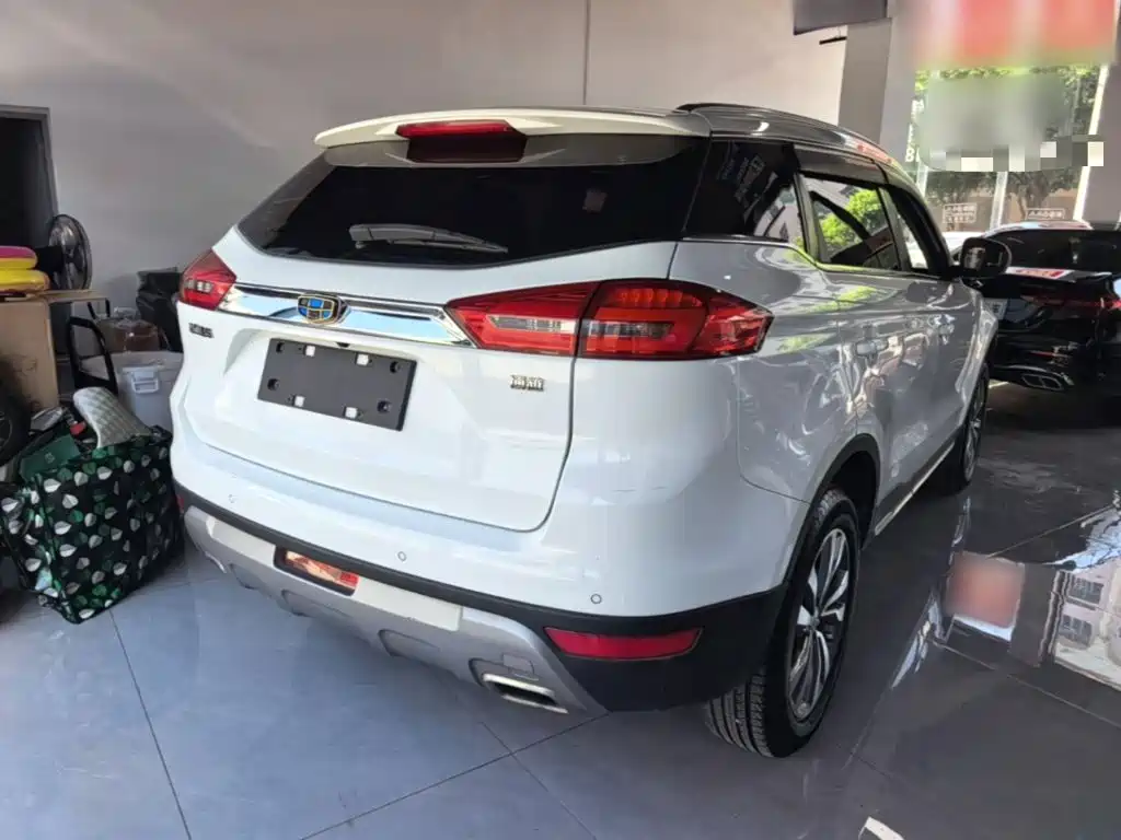 Geely Boyue — миниатюра 7