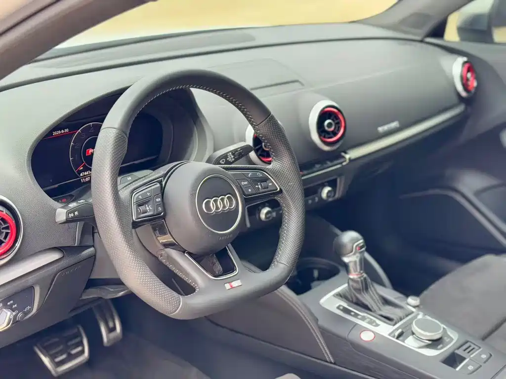 Audi S3 — миниатюра 7
