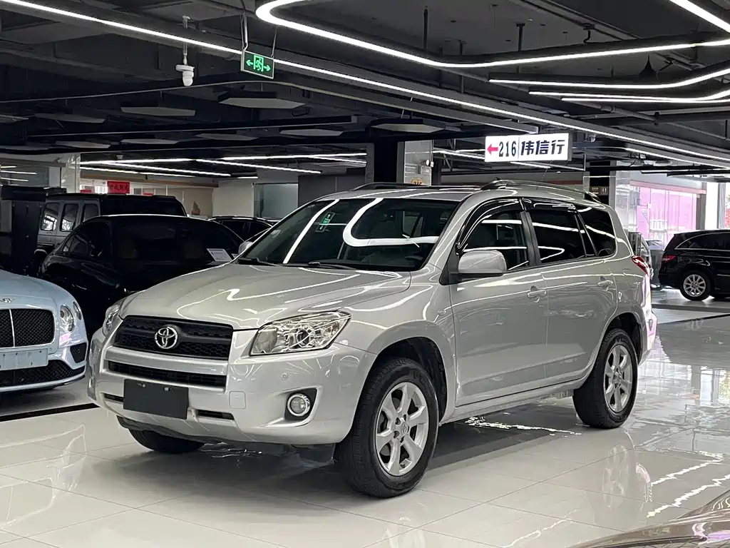 Toyota RAV4 2009