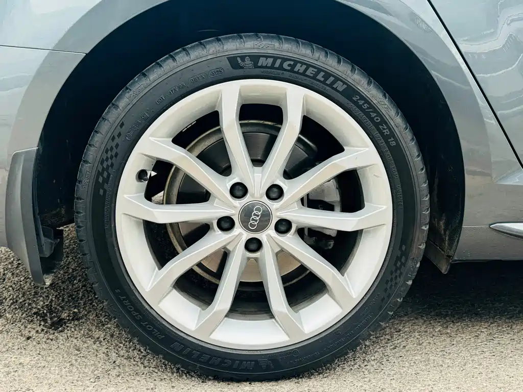 Audi A4L — миниатюра 9