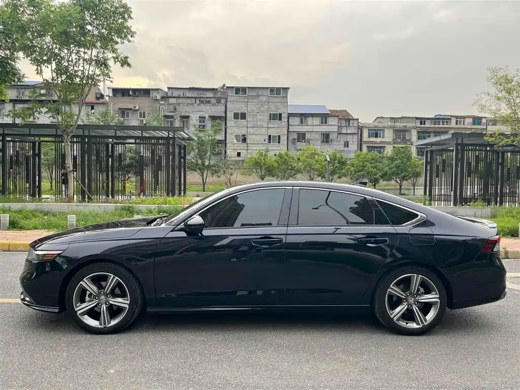 Honda Accord 2024 260TURBO Luxury