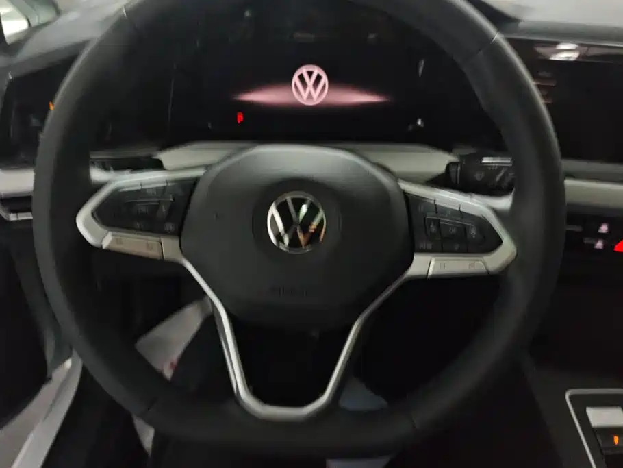 Volkswagen Golf — миниатюра 15