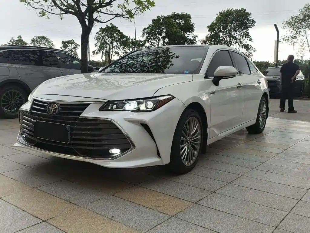 Toyota Avalon 2020