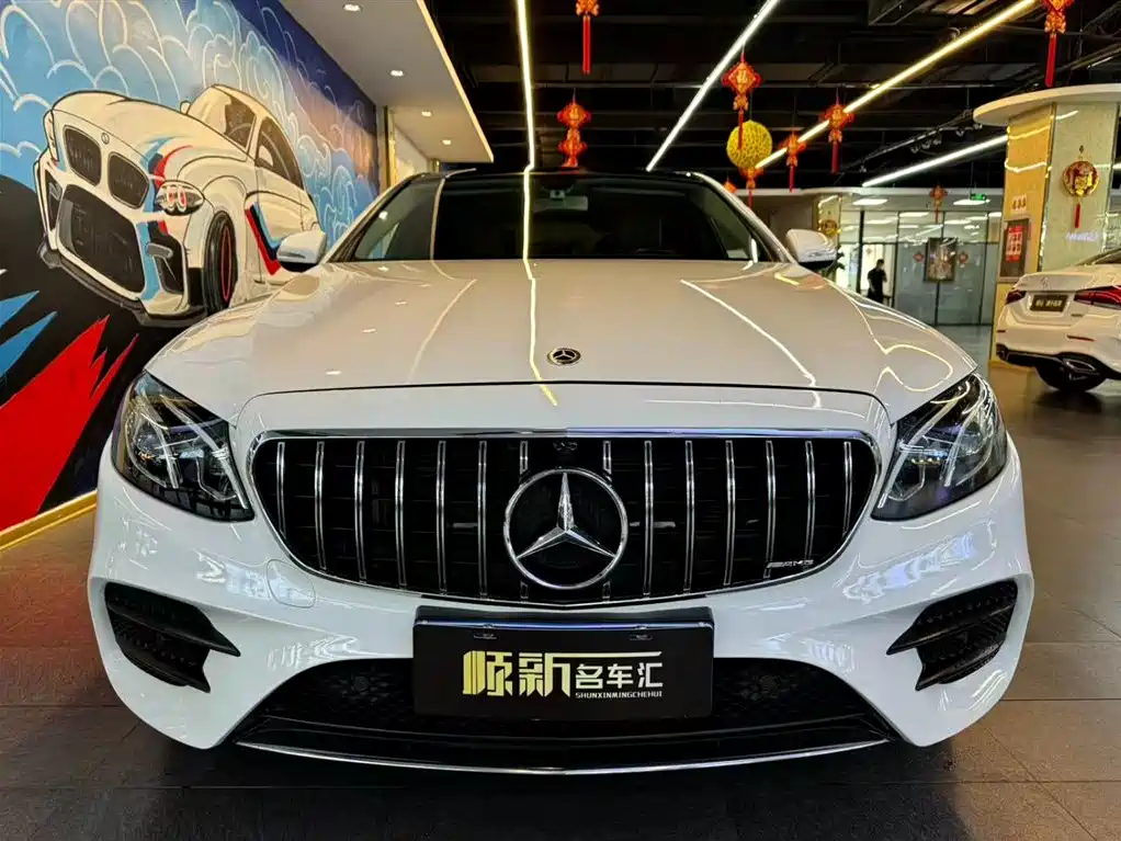 MERCEDES-BENZ E CLASS