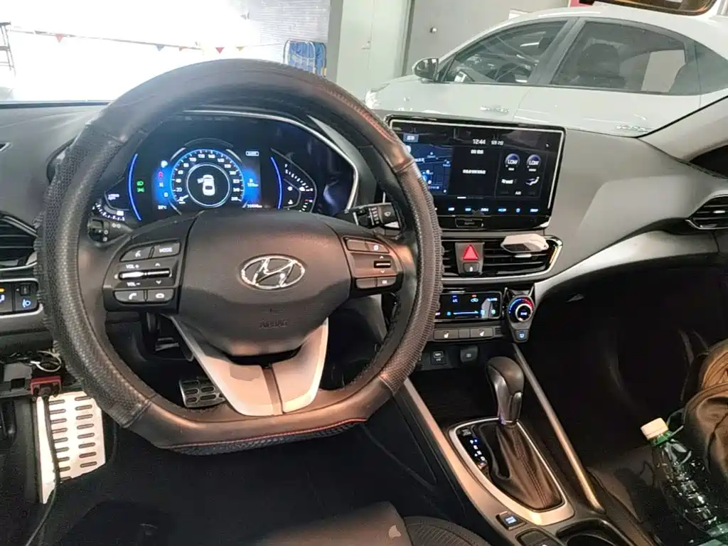 Hyundai Fista — миниатюра 10