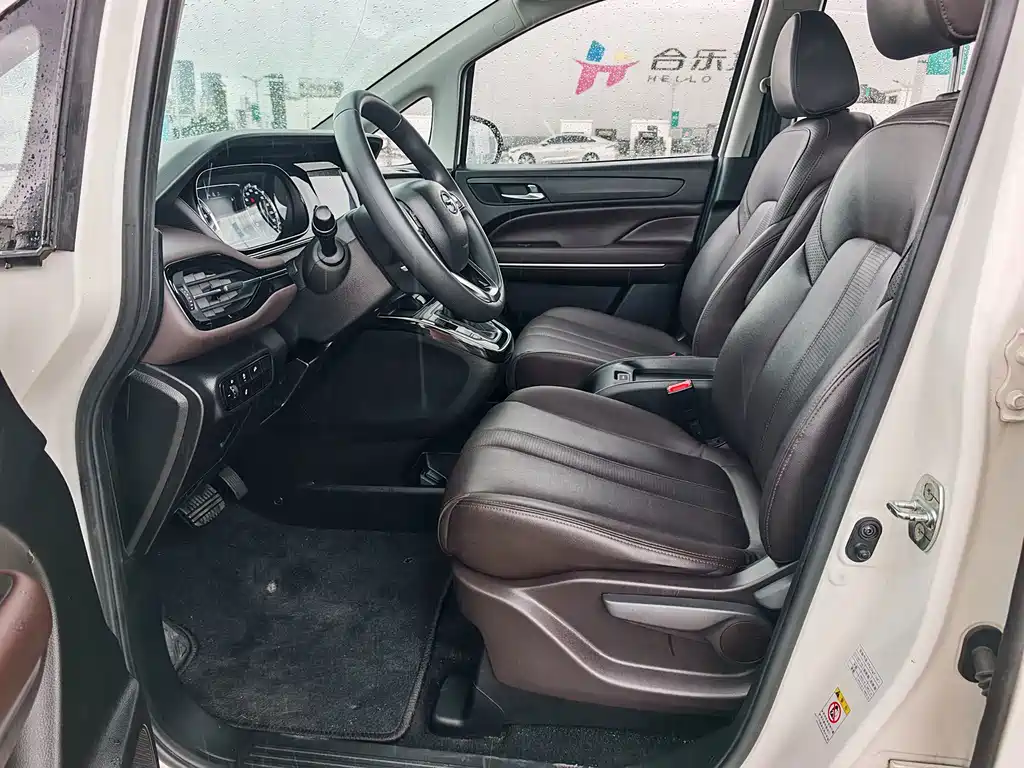 GAC Motor Trumpchi M6 — миниатюра 11