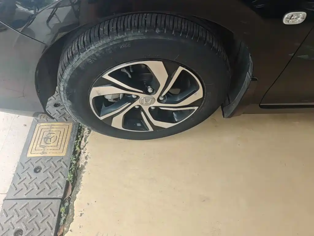 Honda Accord — миниатюра 23