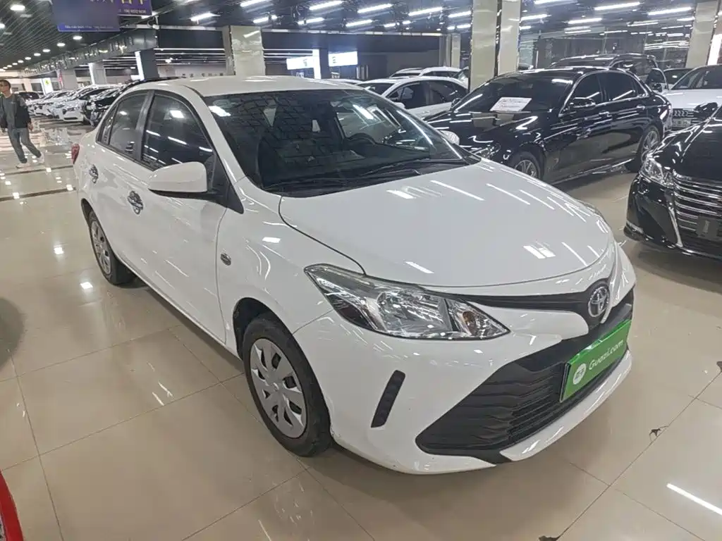 Toyota Vios — миниатюра 4