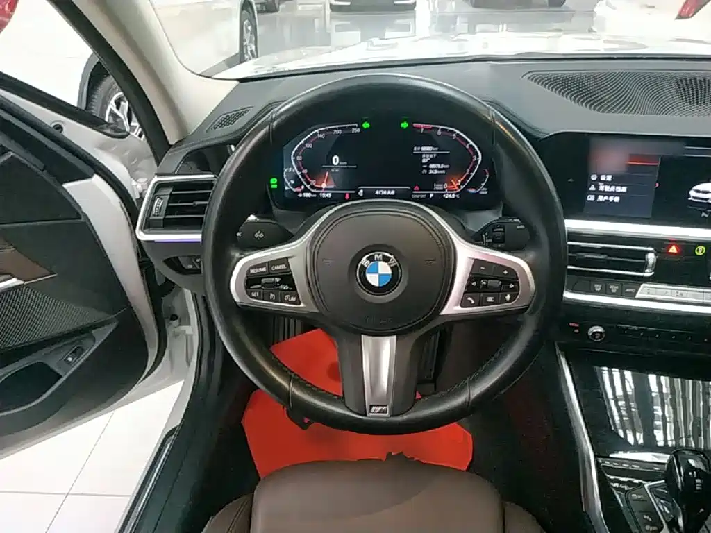 BMW 3 Series — миниатюра 11