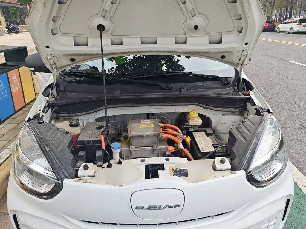 Roewe Clever — миниатюра 21