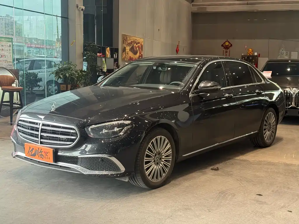 Mercedes-Benz E-Class 2023