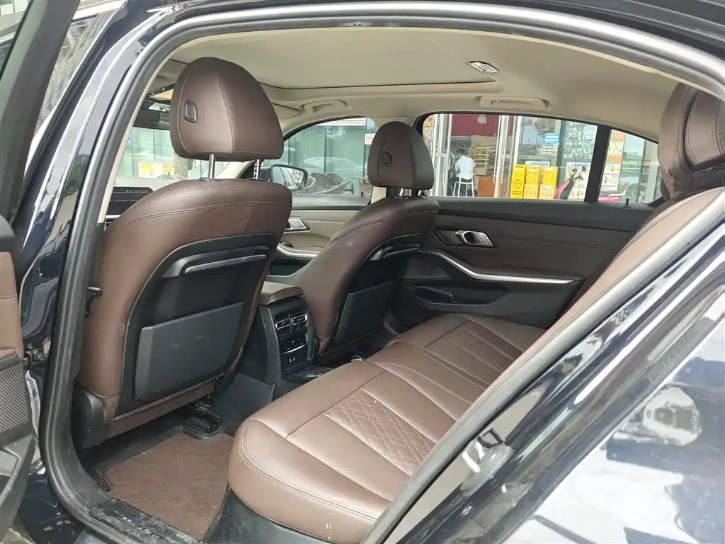 BMW 3 Series — миниатюра 5