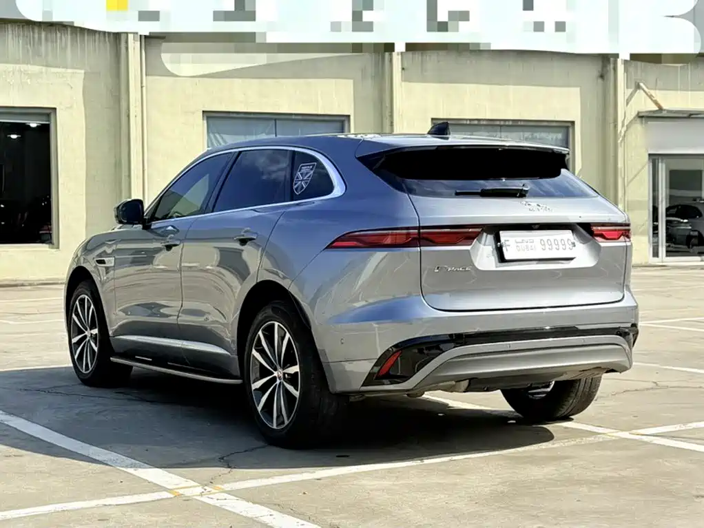 Jaguar F-PACE — миниатюра 13