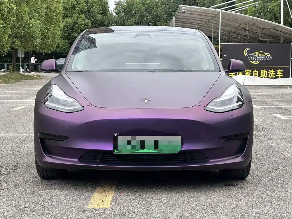 Tesla Model 3 — миниатюра 2