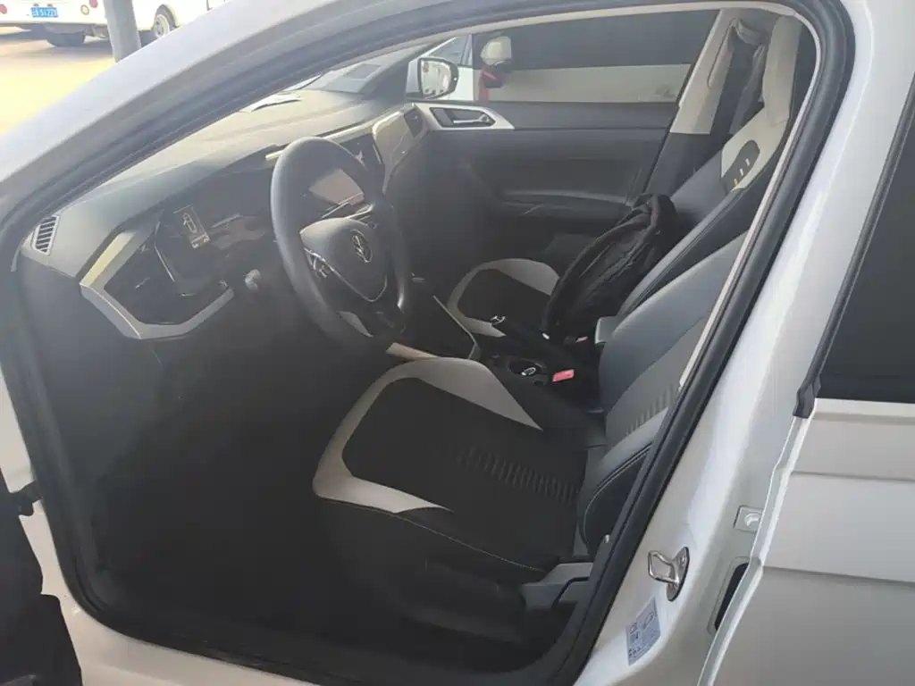 Volkswagen Polo — миниатюра 15