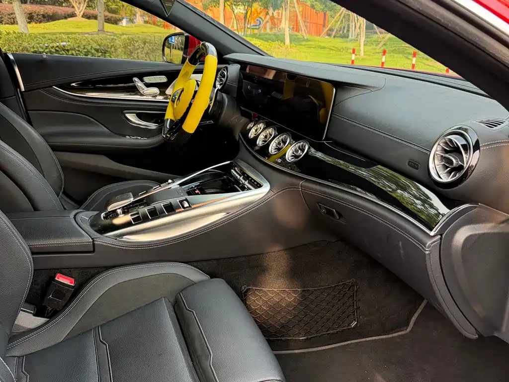 Mercedes-Benz AMG GT — миниатюра 9