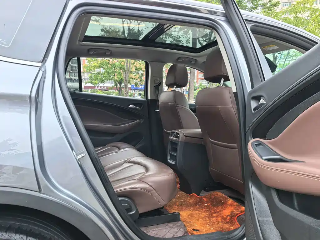 Buick Envision Plus — миниатюра 5