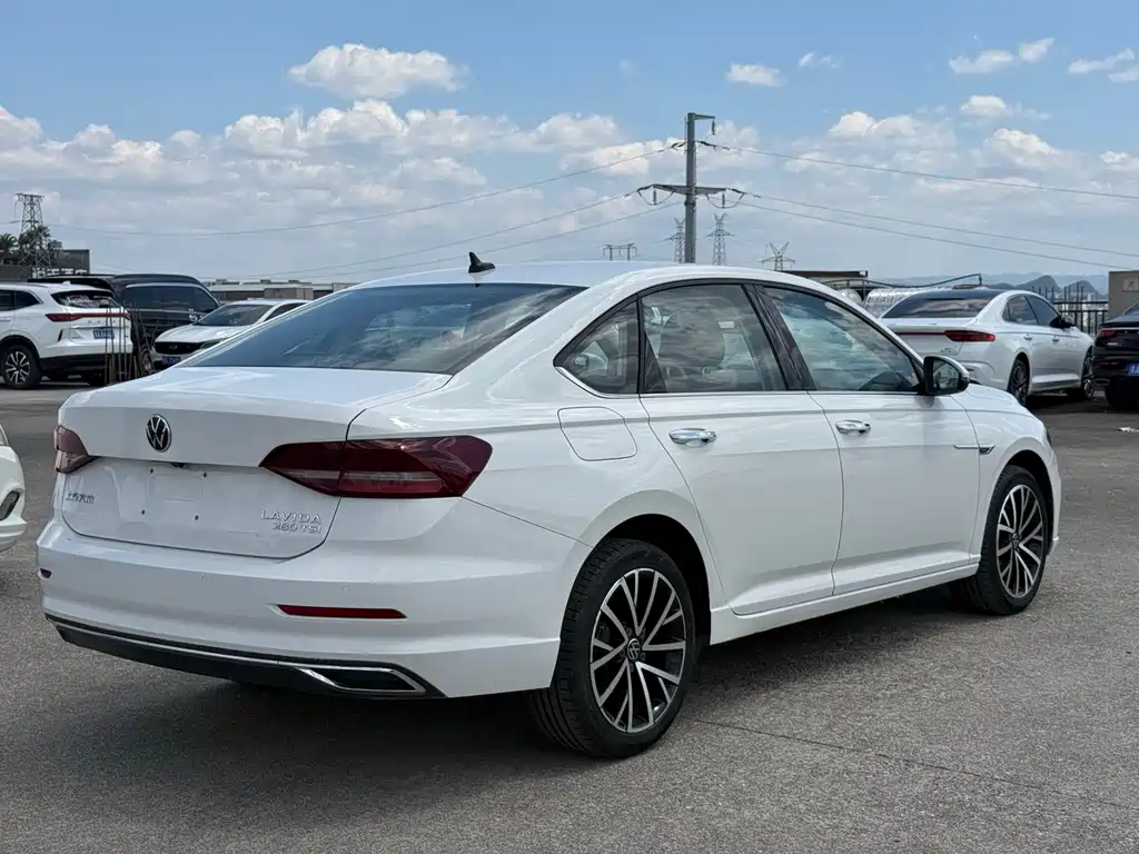 Volkswagen Lavida — миниатюра 12