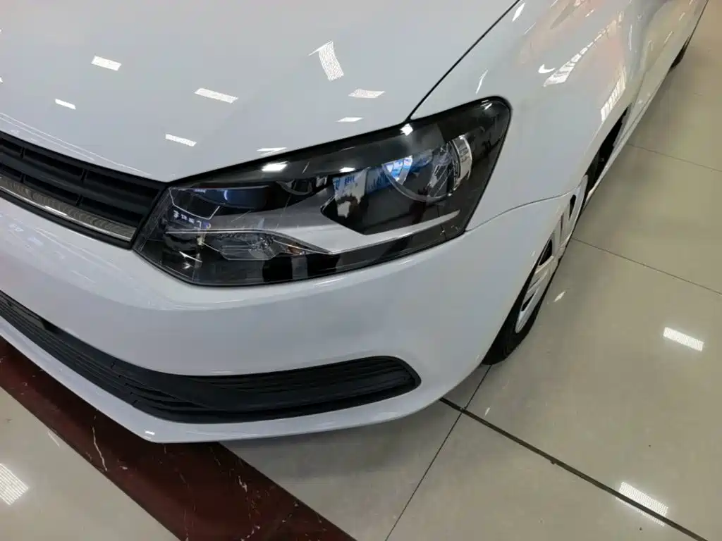 Volkswagen Polo — миниатюра 24