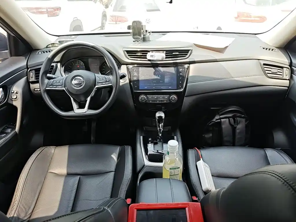 Nissan X-Trail — миниатюра 10