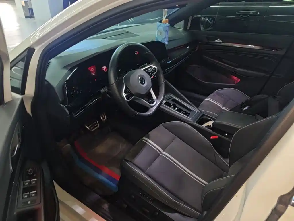 Volkswagen Golf — миниатюра 15