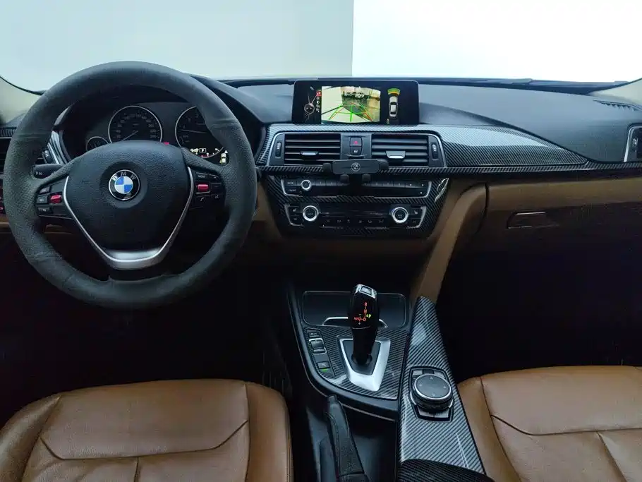 BMW 3 Series — миниатюра 12